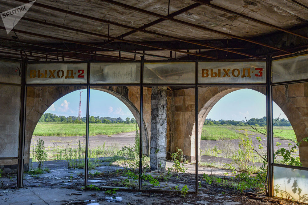 Аэропорт сухуми фото сейчас