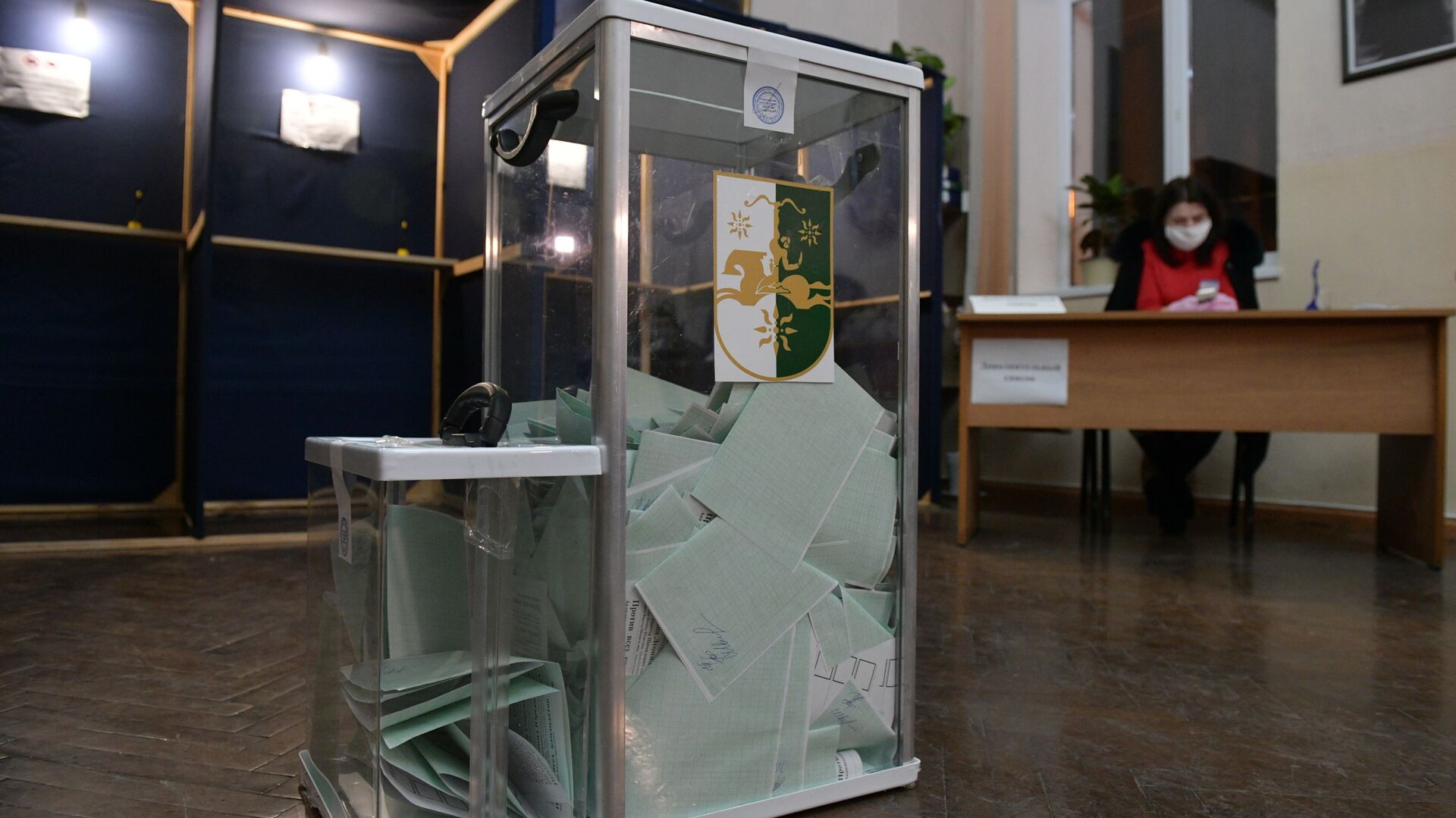 Повторные выборы президента Абхазии - Sputnik Абхазия, 1920, 05.04.2021