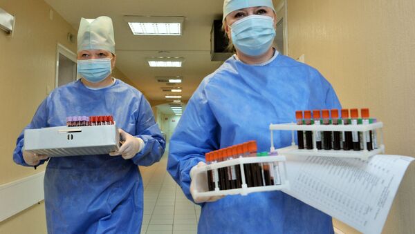 В России завершился первый этап испытания вакцины против COVID-19  - Sputnik Абхазия