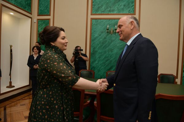 Встреча президента Аслана Бжания с Хиблой Герзмава - Sputnik Абхазия