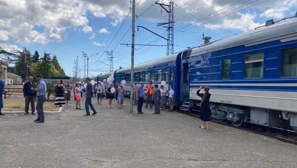 Прибытие ретро-поезда в Гагру - Sputnik Абхазия