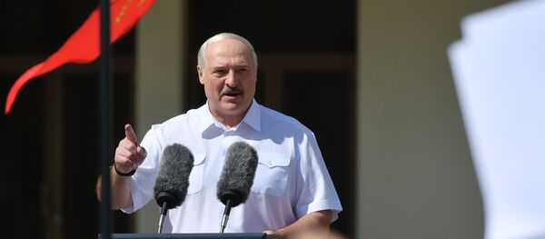 Митинг в поддержку действующего президента Белоруссии А. Лукашенко в Минске Митинг в поддержку действующего президента Белоруссии А. Лукашенко в Минске - Sputnik Абхазия