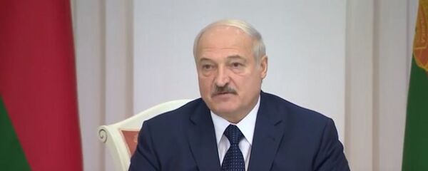 Лукашенко о дипломатической бойне и попытках Польши отобрать у Беларуси Гродненскую область Лукашенко о дипломатической бойне и попытках Польши отобрать у Беларуси Гродненскую область - Sputnik Абхазия