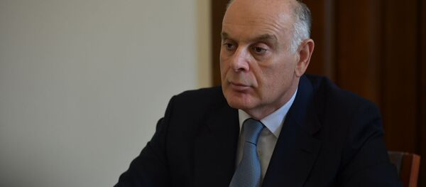 Аслан Бжания  Аслан Бжания  - Sputnik Абхазия