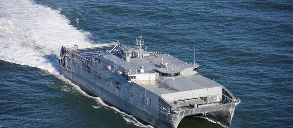 Быстроходный транспортно-десантный корабль USNS Yuma BMC США Быстроходный транспортно-десантный корабль USNS Yuma BMC США - Sputnik Абхазия