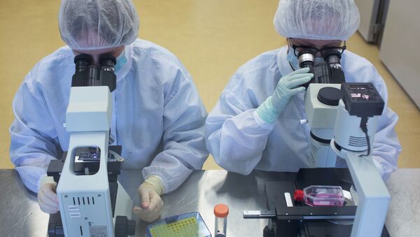 Производство вакцины от COVID-19 на фармацевтическом заводе Биннофарм - Sputnik Абхазия