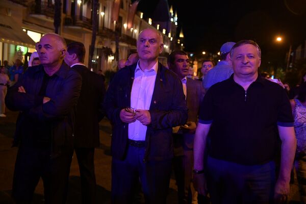 Празднования Дня Победы на улицах Сухума - Sputnik Абхазия
