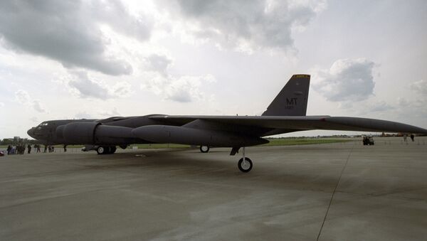 Стратегический американский бомбардировщик B-52 - Sputnik Абхазия