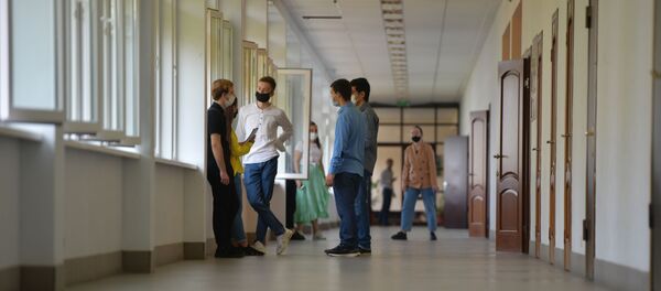 Люди в масках  - Sputnik Абхазия