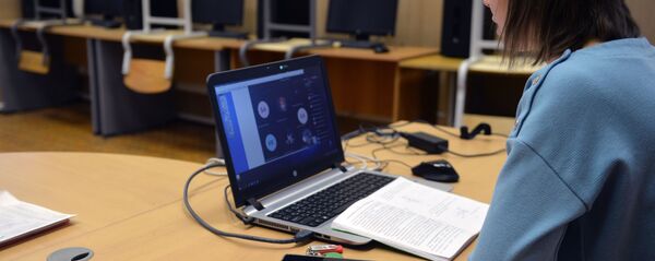 Уральский и Крымский федеральные университеты переходят на дистанционное обучение Уральский и Крымский федеральные университеты переходят на дистанционное обучение - Sputnik Абхазия