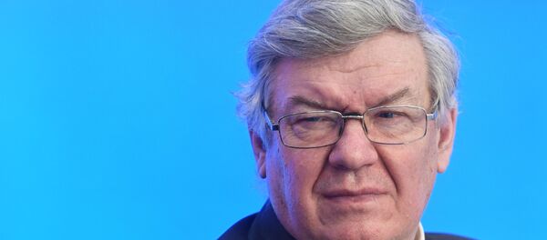 Главный научный сотрудник Института США и Канады Владимир Васильев во время пресс-конференции по итогам визитов госсекретаря США в Киев, Минск, Нур-Султан и Ташкент в Международном мультимедийном пресс-центре МИА Россия сегодня.  Главный научный сотрудник Института США и Канады Владимир Васильев во время пресс-конференции по итогам визитов госсекретаря США в Киев, Минск, Нур-Султан и Ташкент в Международном мультимедийном пресс-центре МИА Россия сегодня.  - Sputnik Абхазия
