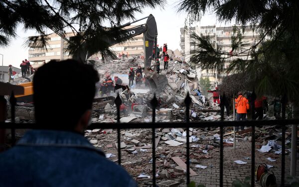 Землетрясение магнитудой 6,6 произошло на западе Турции, в провинции Измир - Sputnik Абхазия