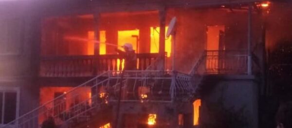 Возгорание жилого дома в селе Отхара Возгорание жилого дома в селе Отхара - Sputnik Абхазия