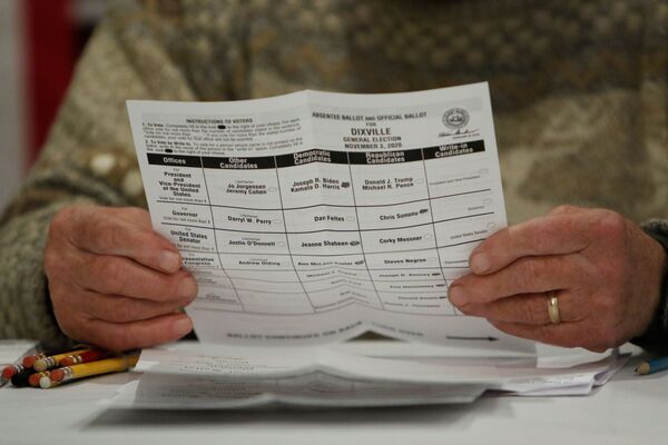 Избирательный бюллетень для голосования на президентских выборах США. - Sputnik Абхазия