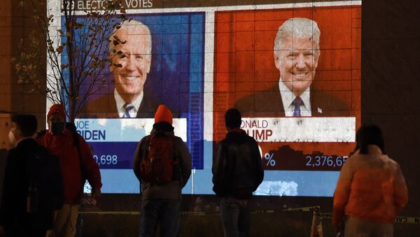 Экран с результатами выборов в Вашингтоне, США - Sputnik Абхазия