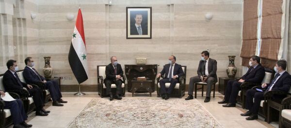 Министр иностранных дел Республики Абхазия Даур Кове встретился с Премьер-министром Сирийской Арабской Республики Хусейном Арнус Министр иностранных дел Республики Абхазия Даур Кове встретился с Премьер-министром Сирийской Арабской Республики Хусейном Арнус - Sputnik Абхазия