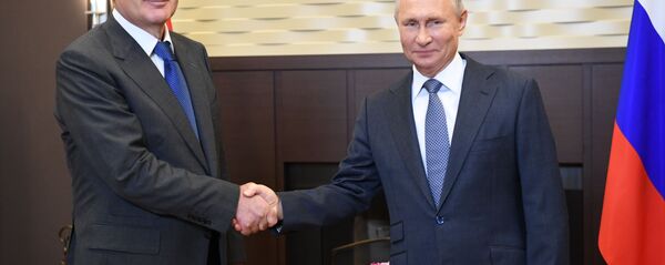 Президент РФ В. Путин встретился с президентом Абхазии Асланом Бжанией Президент РФ В. Путин встретился с президентом Абхазии Асланом Бжанией - Sputnik Аҧсны