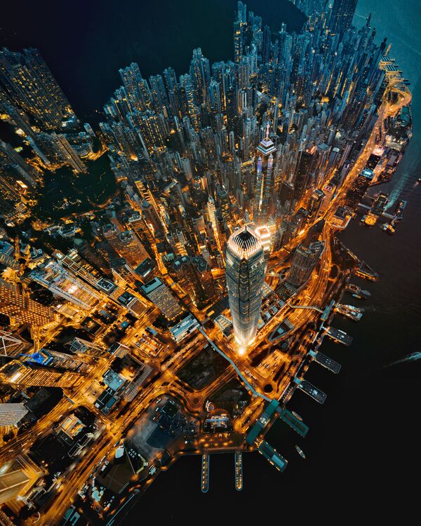 Снимок The City Sparkles гонконгского фотографа John, ставший финалистом конкурса Agora's #BestPhotoOf2020 Award - Sputnik Абхазия