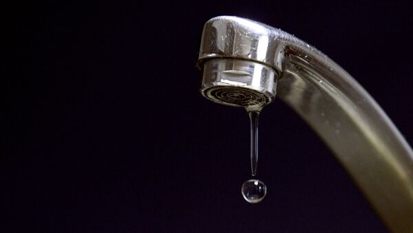 Из-под крана капает вода 11 апреля 2014 года в Париже. - Sputnik Абхазия