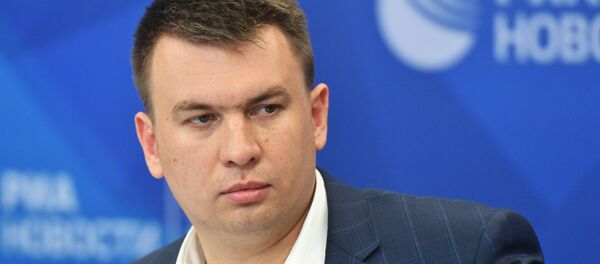 Юрист, член Общественной палаты России, общественный деятель Илья Ремесло во время пресс-конференции на тему: Предварительные итоги подписной кампании независимых кандидатов в Мосгордуму VII созыва – глазами членов ОИК в Международном мультимедийном пресс-центре МИА Россия сегодня. Юрист, член Общественной палаты России, общественный деятель Илья Ремесло во время пресс-конференции на тему: Предварительные итоги подписной кампании независимых кандидатов в Мосгордуму VII созыва – глазами членов ОИК в Международном мультимедийном пресс-центре МИА Россия сегодня. - Sputnik Абхазия