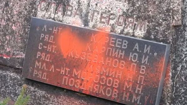 В Литве осквернили братское кладбище советских воинов - Sputnik Абхазия