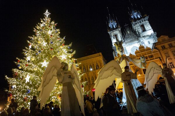 Костюмированное представление на Староместской площади в Праге, Чехия - Sputnik Абхазия