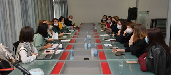 Родители из движения - Вернем школу детям Родители из движения - Вернем школу детям - Sputnik Абхазия