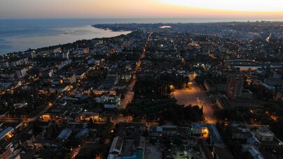 Вид на Сухум с птичьего паллета  