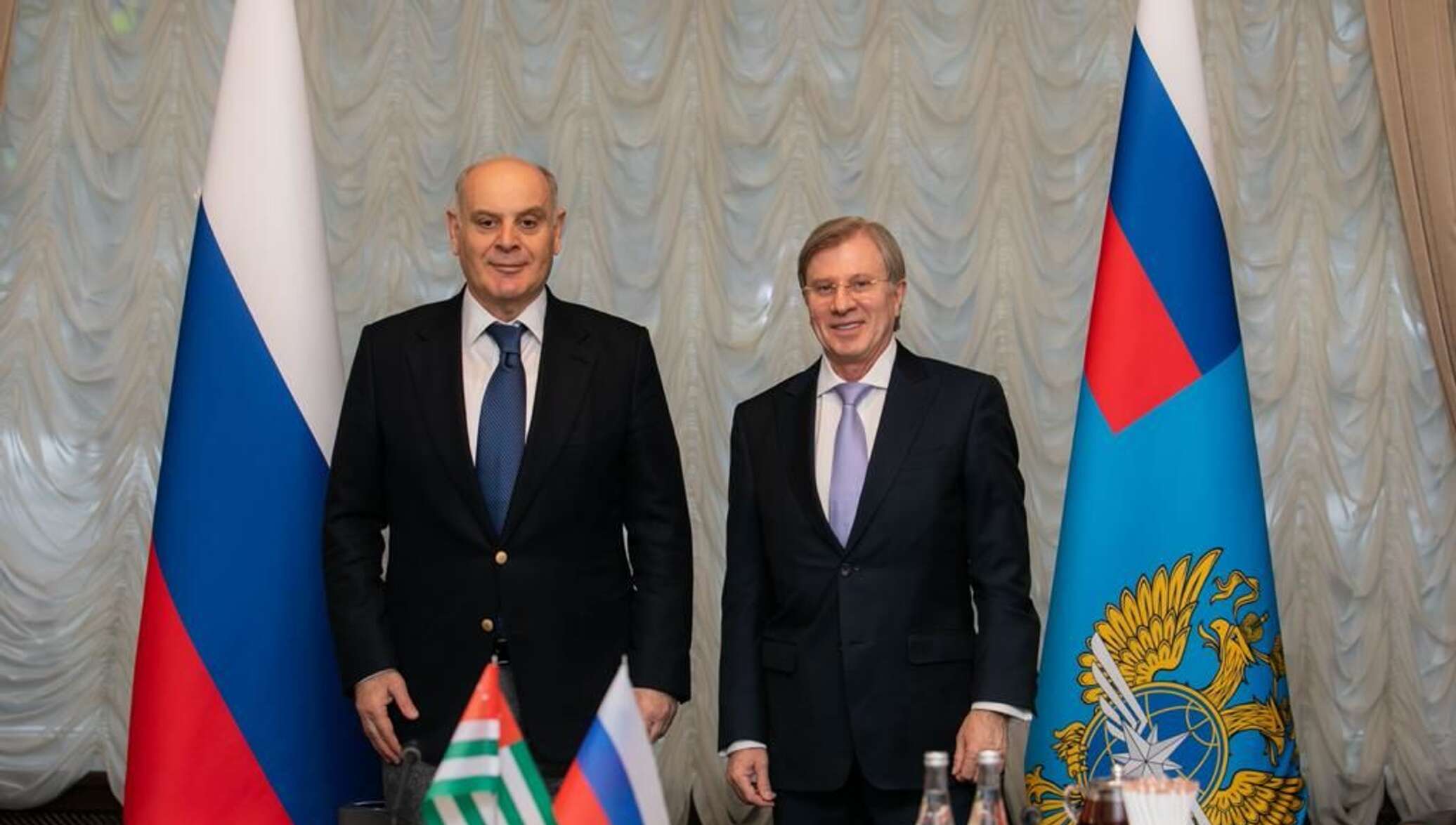 Путин и президент Абхазии Бжания