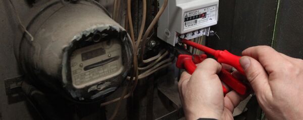 Замена старых электросчетчиков в жилых домах Владивостока Замена старых электросчетчиков в жилых домах Владивостока - Sputnik Абхазия