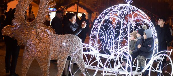 Новогоднее настроение в г. Сухум - Sputnik Аҧсны