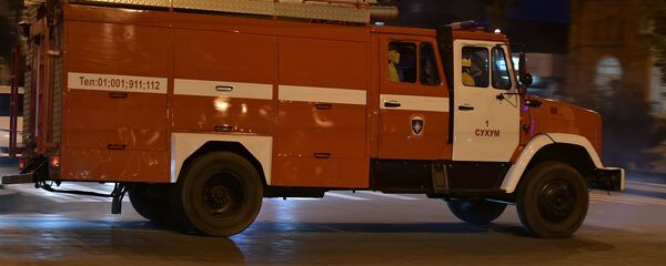 Пожарная машина  Пожарная машина  - Sputnik Абхазия