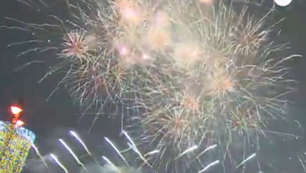 Новогодние фейерверки осветили небо по всему миру - Sputnik Абхазия