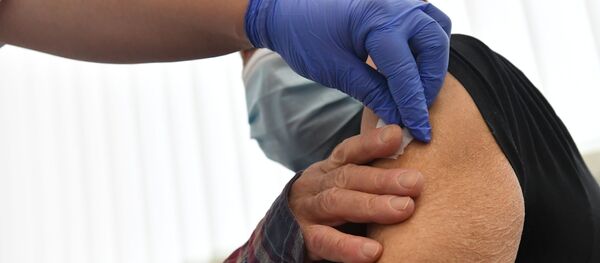 В Москве началась вакцинация от COVID-19 для людей старше 60 лет В Москве началась вакцинация от COVID-19 для людей старше 60 лет - Sputnik Абхазия