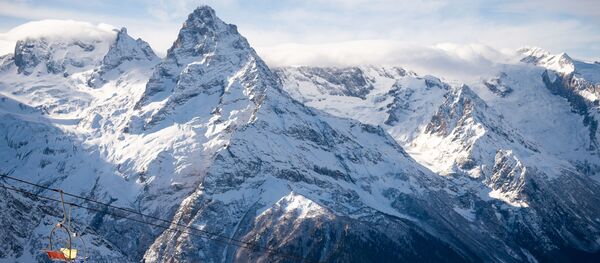 Горнолыжный курорт Домбай Горнолыжный курорт Домбай - Sputnik Абхазия