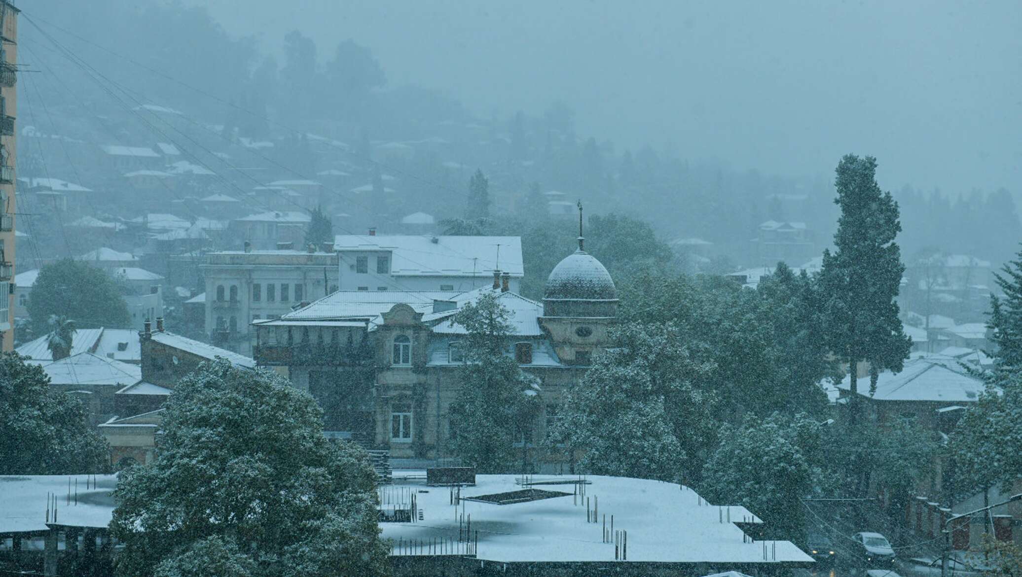 Погода в абхазии 2022. Сухум в феврале. Непогода в Абхазии. Сухум зимой. Абхазия в феврале 2022.