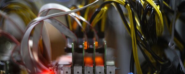 Майнинг-ферма на территории технополиса Москва Майнинг-ферма на территории технополиса Москва - Sputnik Абхазия