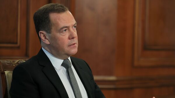 Заместитель председателя Совбеза РФ Д. Медведев дал интервью российским СМИ - Sputnik Абхазия