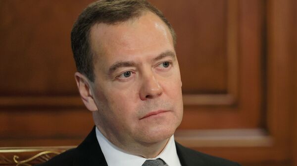 Заместитель председателя Совбеза РФ Д. Медведев дал интервью российским СМИ - Sputnik Аҧсны