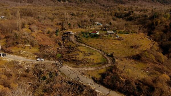 Обвал дороги в селе Бедиа ду Ткуарчалского района - Sputnik Абхазия