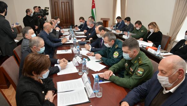 Заседание Координационного штаба по эпидобстановке  - Sputnik Абхазия