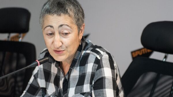 Карине Геворгян в мультимедийном пресс-центре Sputnik Армени - Sputnik Абхазия