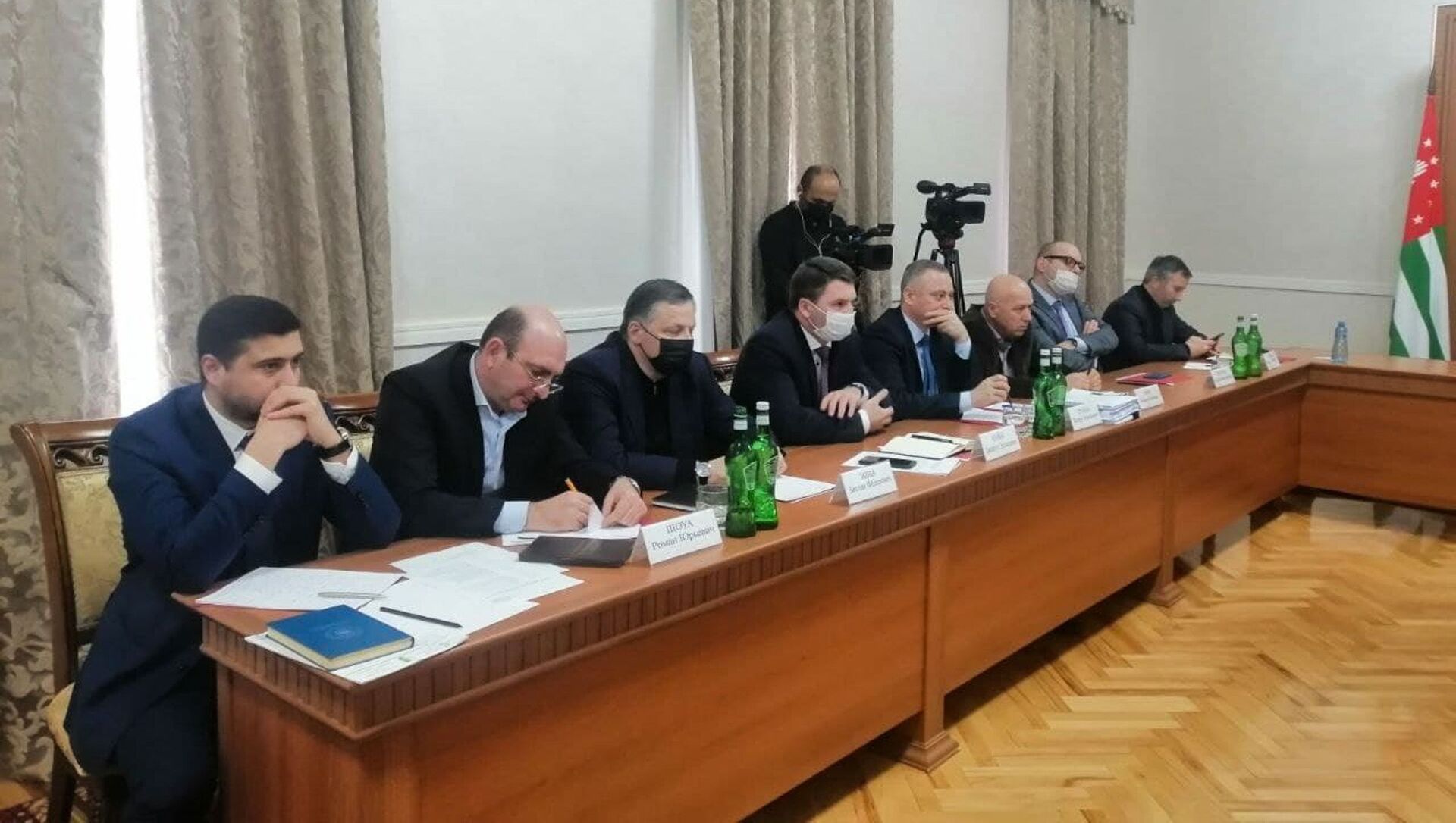 Заседание рабочей группы по выработке рекомендаций развития экономики Абхазии - Sputnik Абхазия, 1920, 26.02.2021