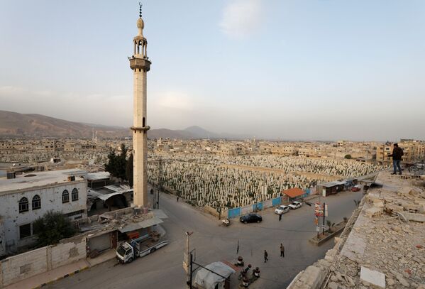 Вид на кладбище в Думе, пригороде Дамаска, Сирия - Sputnik Абхазия