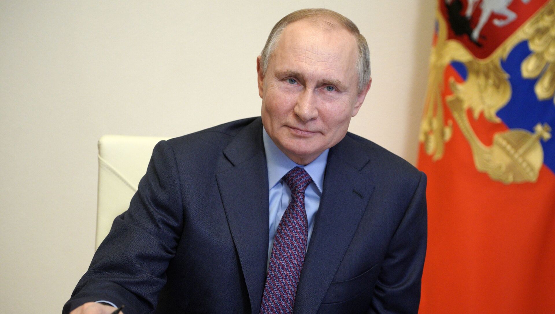 Президент РФ В. Путин провел совещание по вопросам наращивания производства вакцин и вакцинации населения РФ - Sputnik Аҧсны, 1920, 06.04.2021