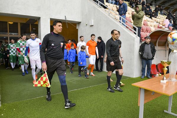 В матче за Суперкубок Абхазии по футболу сошлись Нарт и Гагра - Sputnik Абхазия