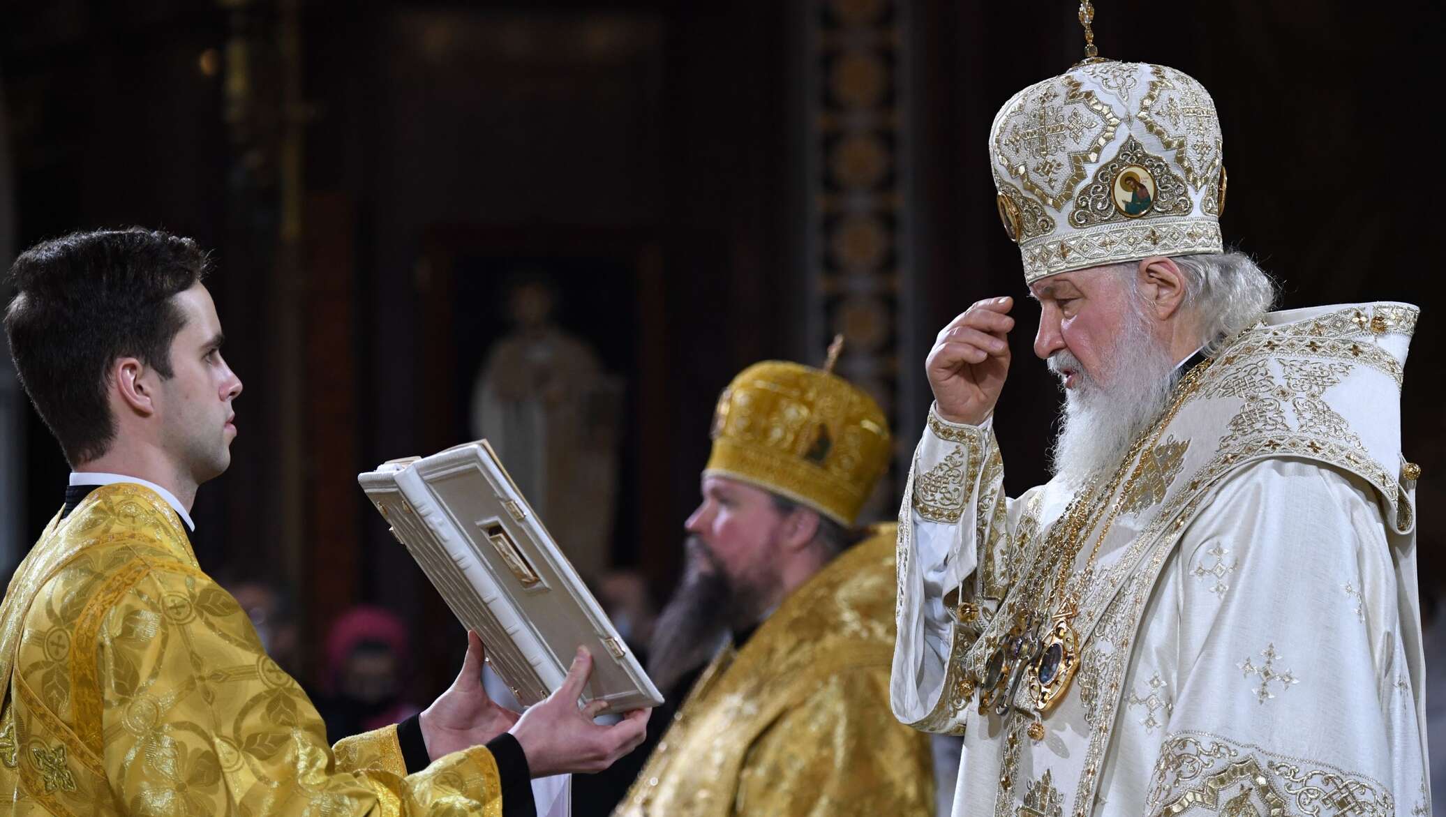 Богослужение в храме сегодня прямая трансляция. Рождественская служба в храме Христа Спасителя 2022. Рождественское богослужение 2022 в храме Христа Спасителя.