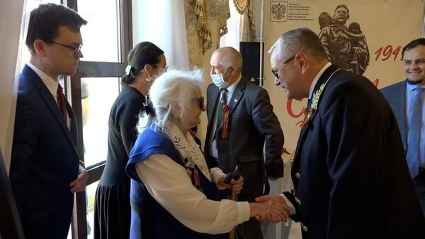 К 76-й годовщине Победы: как принимали ветеранов в Посольстве России в Абхазии - Sputnik Абхазия
