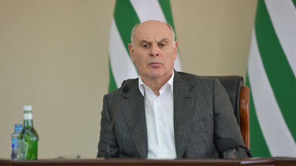 Расширенное заседание по вопросу подготовки к курортному сезону  - Sputnik Абхазия