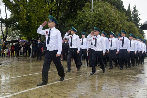 Парад Великой Победы прошел на набережной Диоскуров в Сухуме  - Sputnik Аҧсны